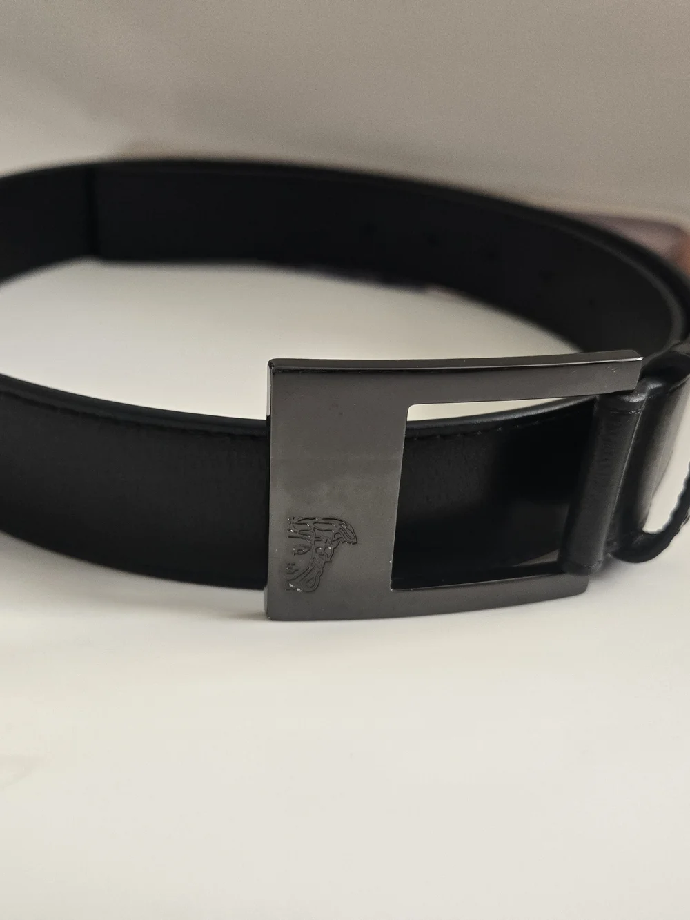 Versace Collection Vera Pelle Black Leather Belt 90/105 Size: 36” Used